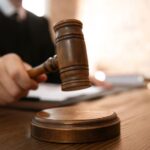 കേന്ദ്ര ബാങ്ക് ചട്ടങ്ങൾ പാലിക്കുന്നതിൽ ​ഗുരുതര വിഴ്ച; 949,938 ദിർഹത്തിന്റെ വായ്പാ കേസ് തള്ളി അബുദാബി കോടതി