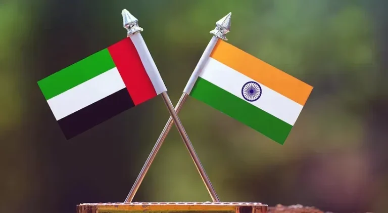 ഗൾഫ് പൗരന്മാർക്ക് ഉൾപ്പെടെ വിസ നീട്ടി ഇന്ത്യ, അധികകാലം രാജ്യത്ത് തങ്ങുന്നതിന് പിഴ ഒഴിവാക്കി