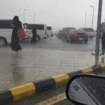 യുഎഇയിൽ അസ്ഥിരമായ കാലാവസ്ഥ: ഇടിമിന്നലും മഴയും പൊടിക്കാറ്റും തുടരുമെന്ന് മുന്നറിയിപ്പ്.