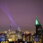 സെൻട്രൽ ദുബായിലെ കെട്ടിടത്തിൽ ഇറാൻ നടത്തിയ ആക്രണം നിയന്ത്രണവിധേയമാക്കി, ആർക്കും പരിക്കുകളൊന്നുമില്ലെന്ന് ഡിഎംഒ