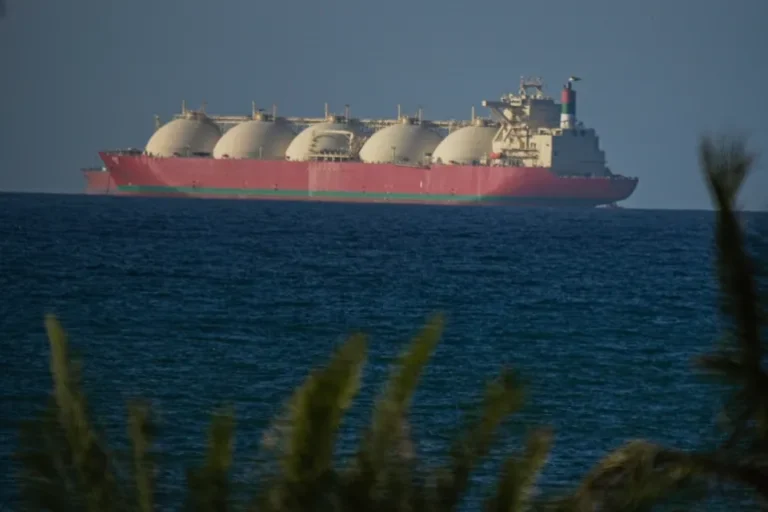 ഹോർമുസിൽ വീണ്ടും യുഎസ് നീക്കം; മൈൻ നീക്കം ചെയ്യുന്നതിനുള്ള സൗകര്യങ്ങൾ വിന്യസിച്ചു