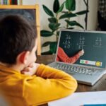 ഇനിയൊരു അറിയിപ്പ് ഉണ്ടാകുന്നതുവരെ കുവൈറ്റിൽ സ്കൂളുകൾ തുറക്കില്ല; ക്ലാസ്സുകൾ ഓൺലൈനായി തുടരും